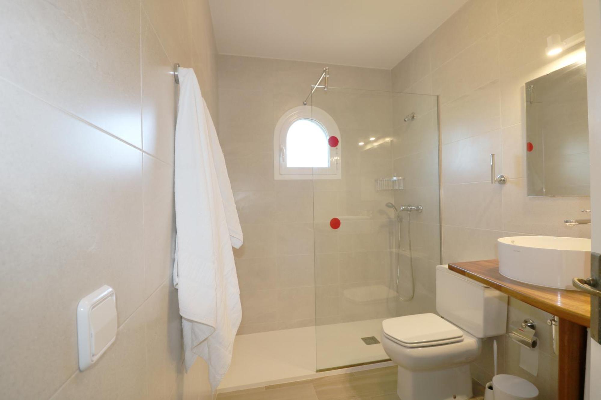 Villa Las Marinas - 2 Encantadora Villa Con Piscina A 5 Min De La Playa Arenal d'en Castell Ngoại thất bức ảnh